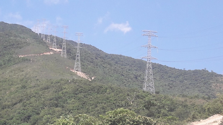 Đóng điện đường dây 500 kV mạch 3 đoạn Quảng Trạch - Dốc Sỏi